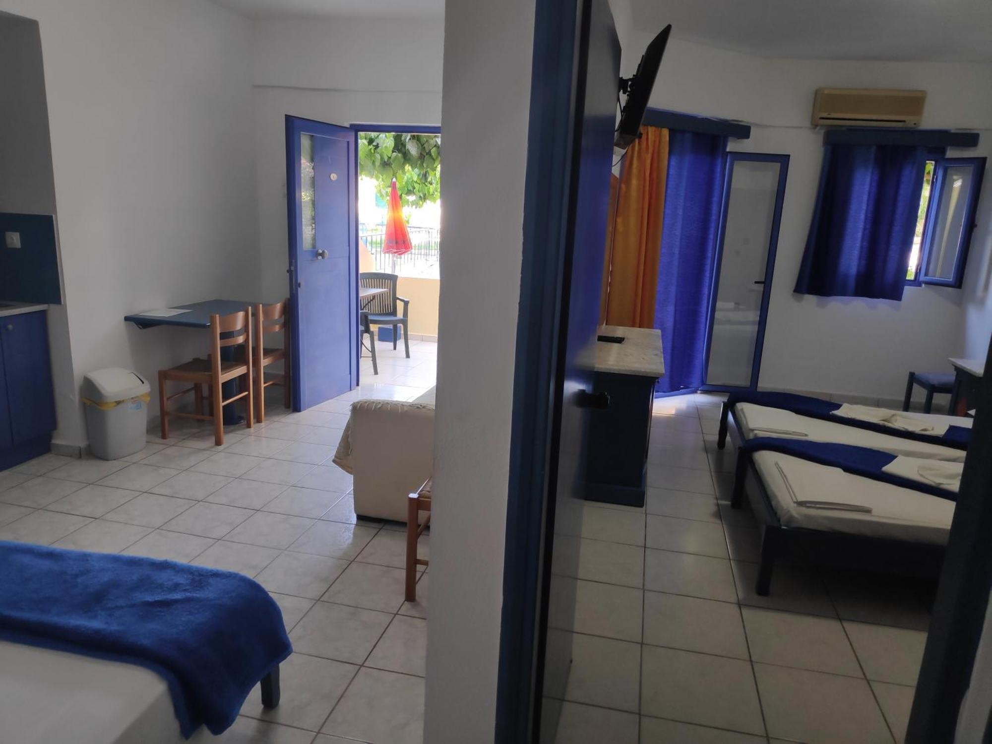 Leonidas Studios & Apartments Georgioupoli Buitenkant foto